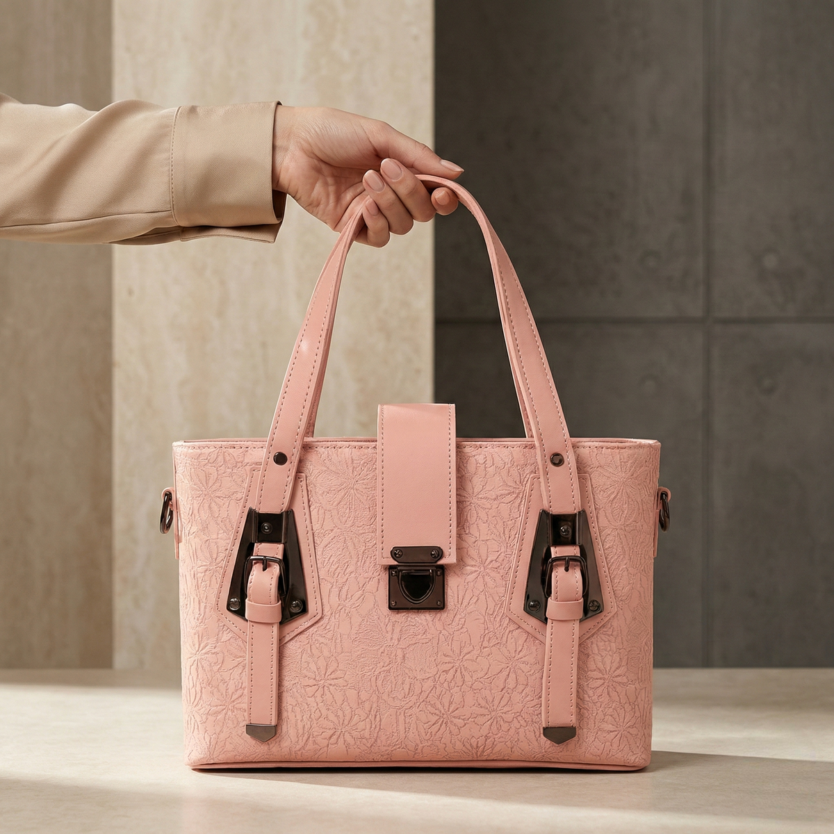 Beige Fluer Tote